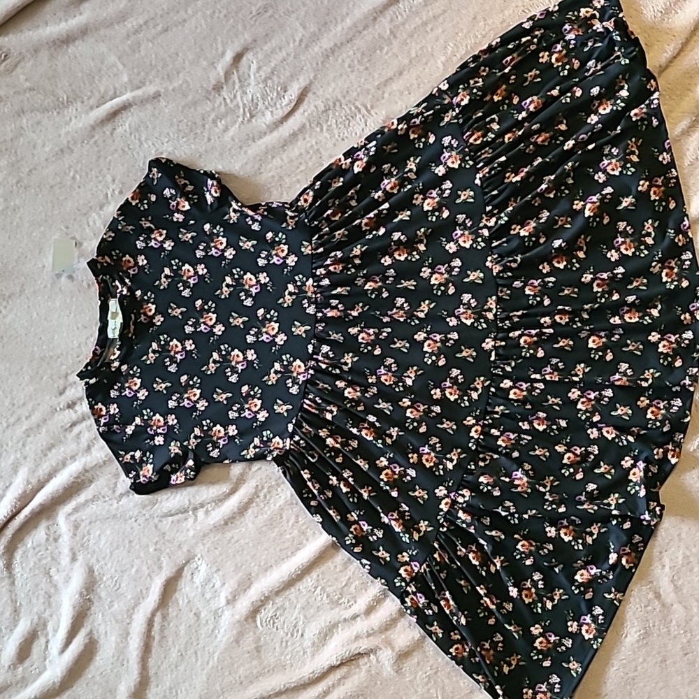 Jessica Simpson - Stretchy Black Floral Dress